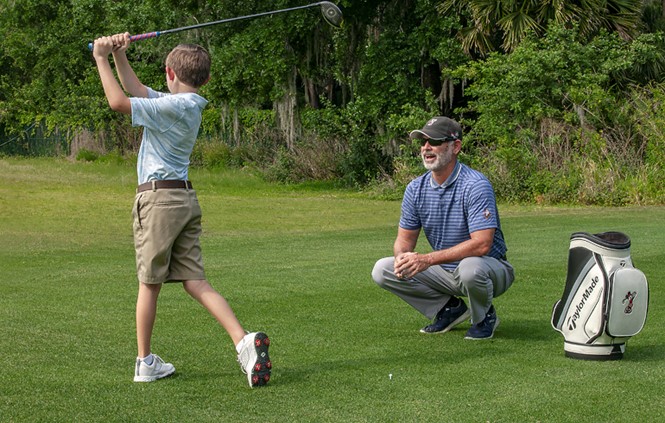 Walt Disney World® Golf Offering Series of Winter 2023 Junior Golf Clinics!
